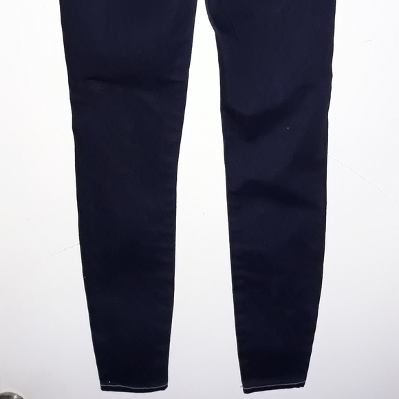 Pull on Skinny Jean - Picture 6 of 7